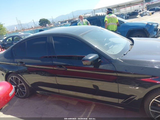 BMW 530e 2023 WBA13AG09PCM40523 Image 12