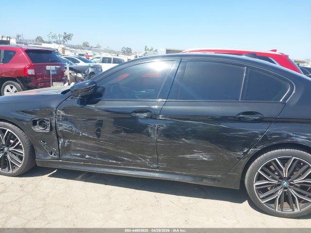 BMW 530e 2023 WBA13AG09PCM40523 Image 13