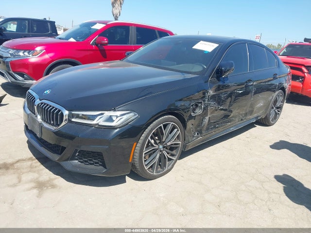 BMW 530e 2023 WBA13AG09PCM40523 Image 2
