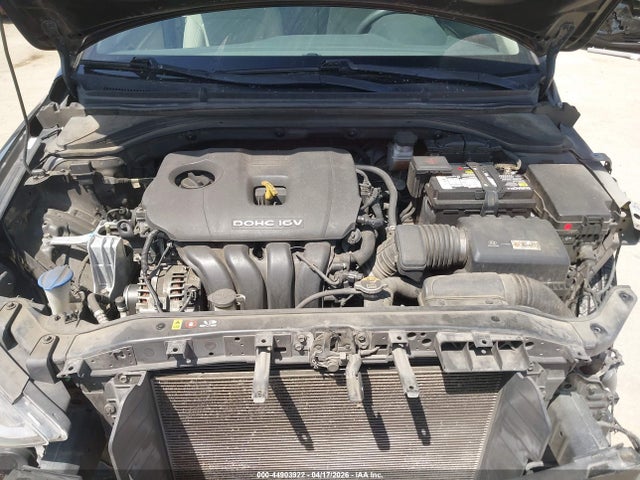 KMHD74LF7HU119703 Hyundai ELANTRA SE