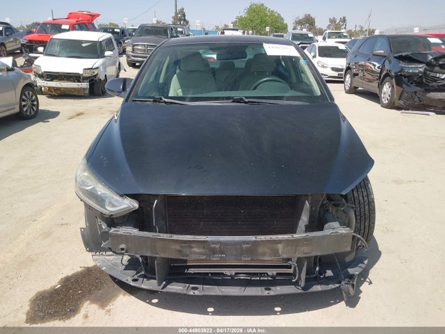 KMHD74LF7HU119703 Hyundai ELANTRA SE