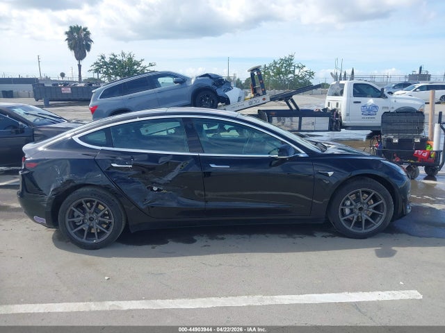 Aukcja sprzedaży 2019 Tesla Model 3 Long Range/mid Range/standard Range/standard Range Plus, vin: 5YJ3E1EA0KF321496, numer aukcji: 44903944