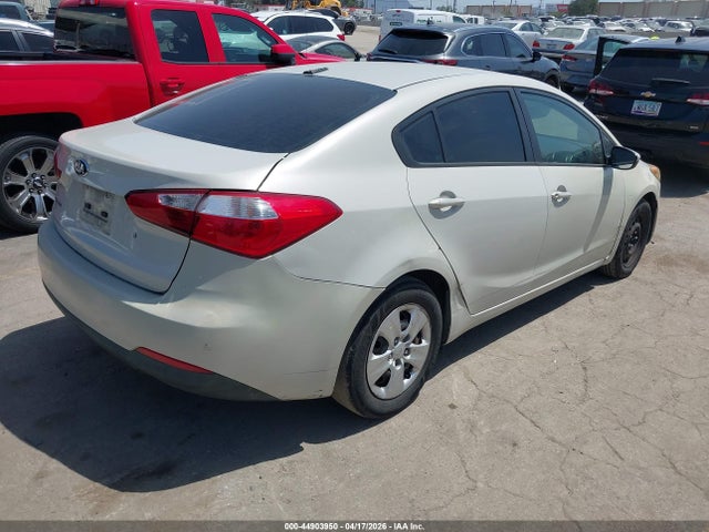 KNAFK4A69F5313314 KIA FORTE LX