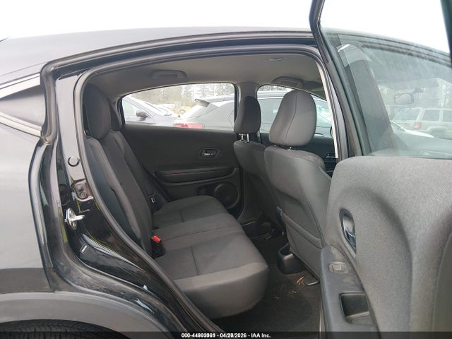 3CZRU6H32KG716078 Honda HR-V LX