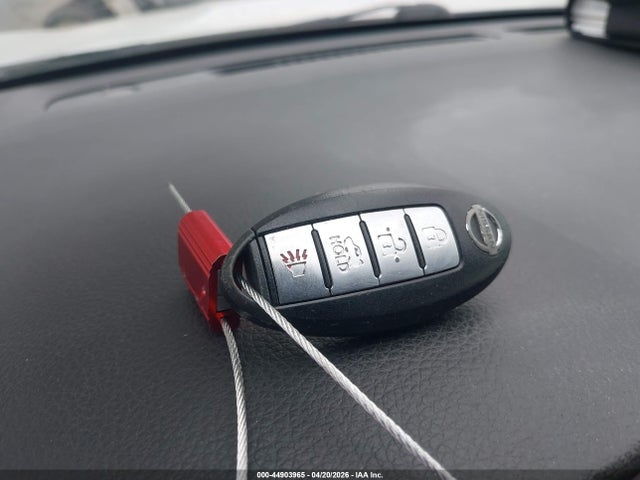 3N1AB7AP3HY261727 Nissan SENTRA SV