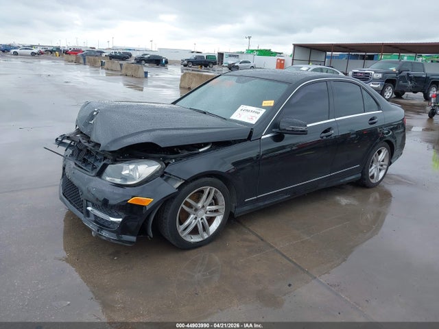 44903990 :رقم المزاد ، WDDGF4HBXEA949458 vin ، 2014 Mercedes-benz C 250 Sport مزاد بيع