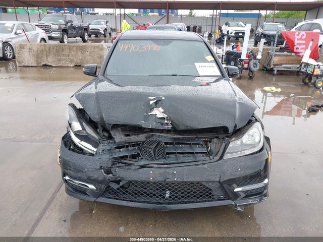 44903990 :رقم المزاد ، WDDGF4HBXEA949458 vin ، 2014 Mercedes-benz C 250 Sport مزاد بيع