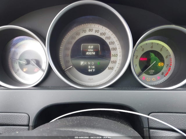 44903990 :رقم المزاد ، WDDGF4HBXEA949458 vin ، 2014 Mercedes-benz C 250 Sport مزاد بيع