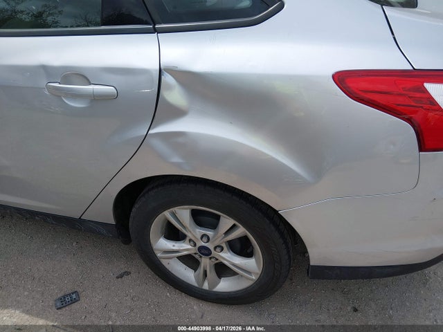Продажа на аукционе авто 2014 Ford Focus Se, vin: 1FADP3F28EL228864, номер лота: 44903998