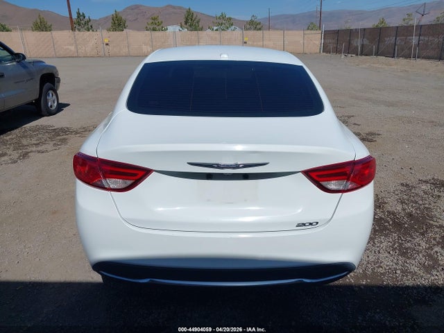 Aukcja sprzedaży 2015 Chrysler 200 Limited, vin: 1C3CCCAB7FN688827, numer aukcji: 44904059