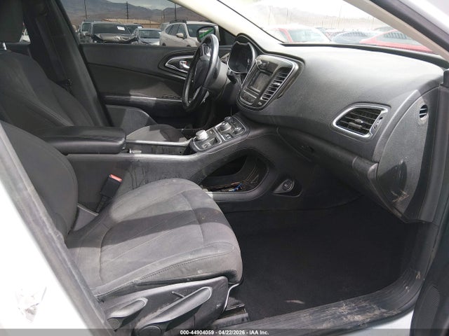 Aukcja sprzedaży 2015 Chrysler 200 Limited, vin: 1C3CCCAB7FN688827, numer aukcji: 44904059