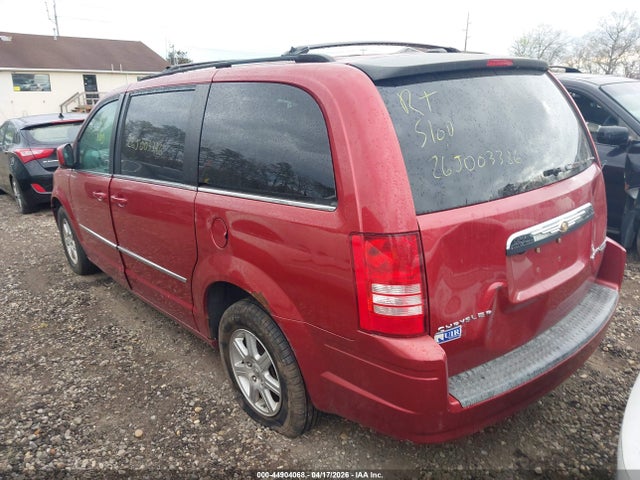 2010 Chrysler Town & Country Touring მანქანა იყიდება აუქციონზე, vin: 2A4RR5D15AR132556, აუქციონის ნომერი: 44904068