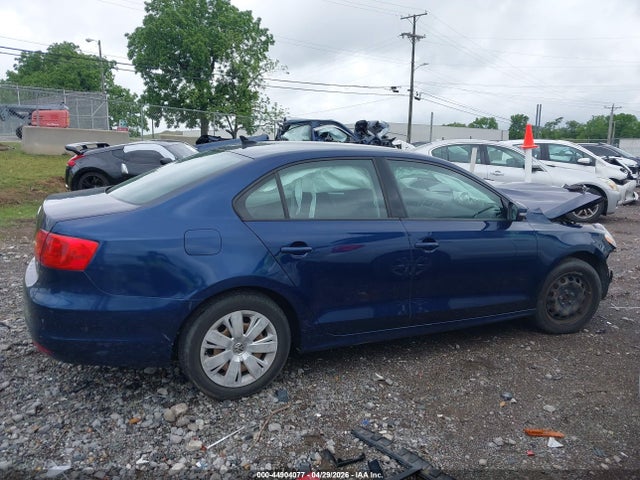 44904077 :رقم المزاد ، 3VWD17AJ6EM396094 vin ، 2014 Volkswagen Jetta 1.8t Se مزاد بيع