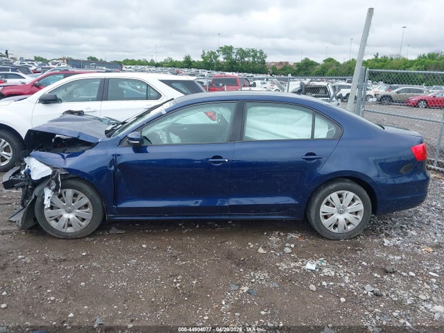 44904077 :رقم المزاد ، 3VWD17AJ6EM396094 vin ، 2014 Volkswagen Jetta 1.8t Se مزاد بيع