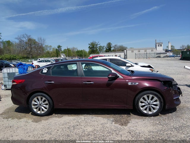Продажа на аукционе авто 2017 Kia Optima Lx, vin: 5XXGT4L37HG139961, номер лота: 44904086
