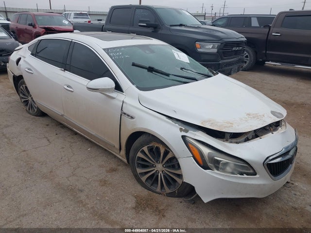 44904087 :رقم المزاد ، 1G4ZR5SS2HU209538 vin ، 2017 Buick Lacrosse Premium مزاد بيع