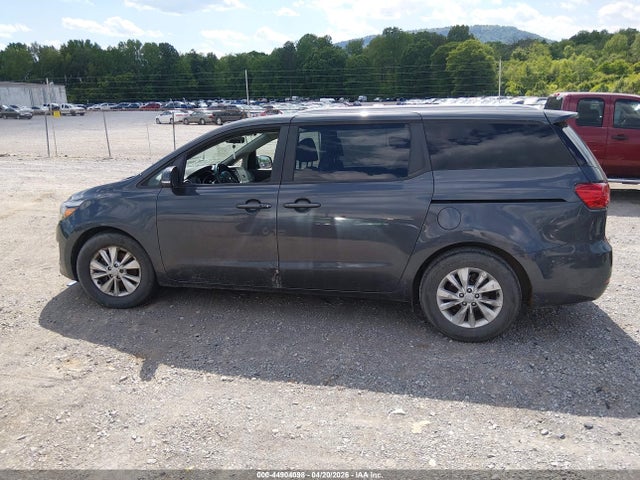 44904098 :رقم المزاد ، KNDMB5C19H6242629 vin ، 2017 Kia Sedona Lx مزاد بيع