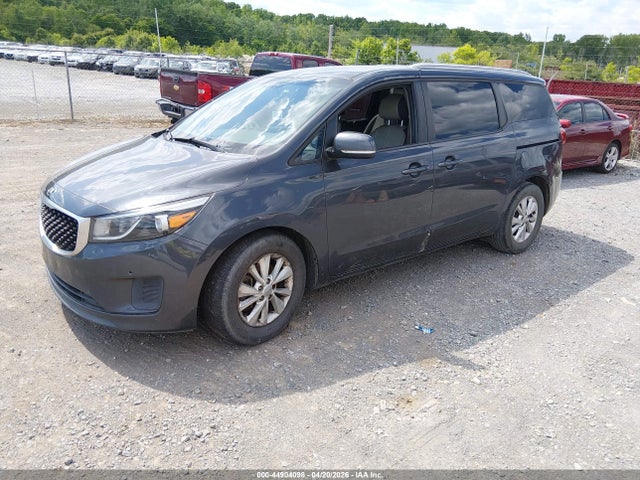 44904098 :رقم المزاد ، KNDMB5C19H6242629 vin ، 2017 Kia Sedona Lx مزاد بيع