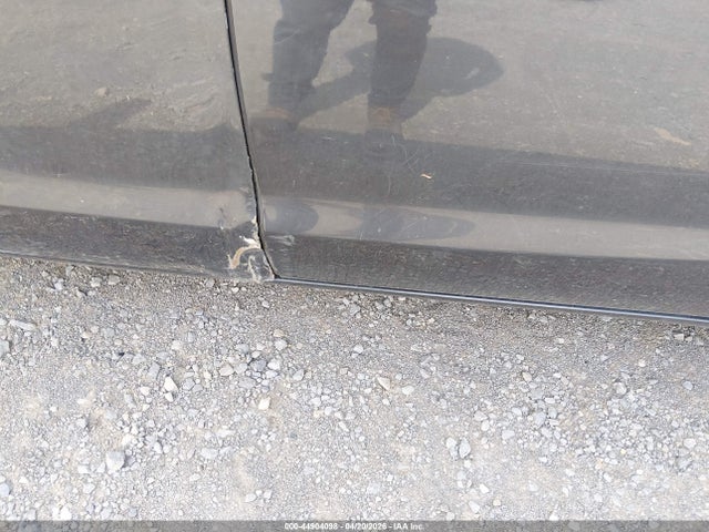 44904098 :رقم المزاد ، KNDMB5C19H6242629 vin ، 2017 Kia Sedona Lx مزاد بيع