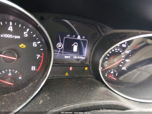 44904098 :رقم المزاد ، KNDMB5C19H6242629 vin ، 2017 Kia Sedona Lx مزاد بيع