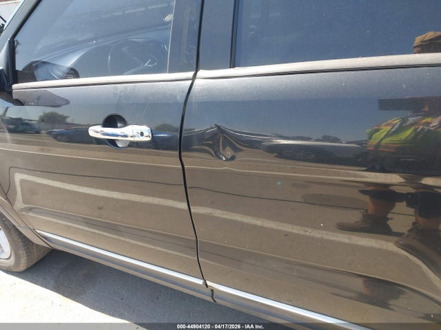44904120 :رقم المزاد ، 1FMHK7D93CGB04553 vin ، 2012 Ford Explorer Xlt مزاد بيع