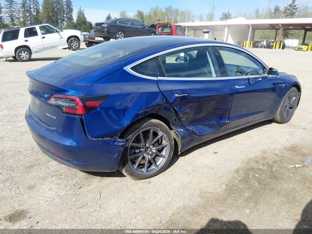 2020 Tesla Model 3 Long Range Dual Motor All-wheel Drive მანქანა იყიდება აუქციონზე, vin: 5YJ3E1EB4LF711222, აუქციონის ნომერი: 44904154