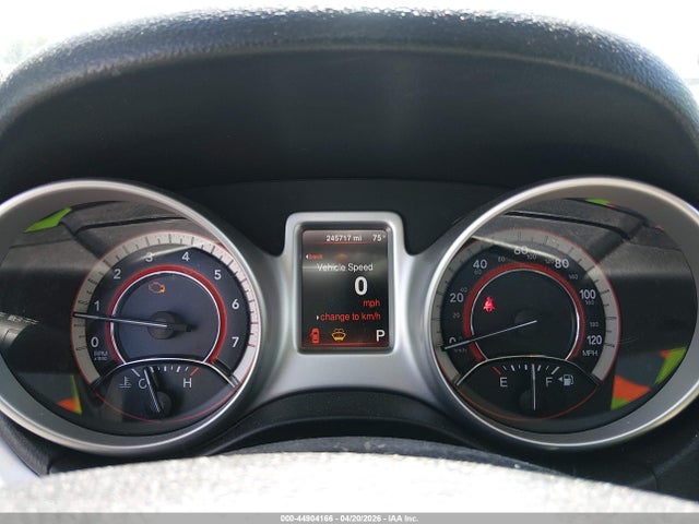 2015 Dodge Journey Sxt მანქანა იყიდება აუქციონზე, vin: 3C4PDCBG8FT595318, აუქციონის ნომერი: 44904166
