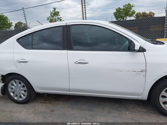 3N1CN7AP5KL843350 Nissan Versa 1.6 Sv
