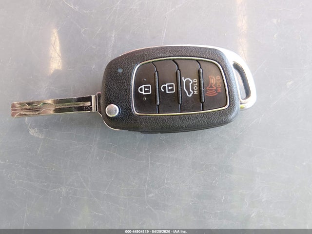 2017 Hyundai Tucson Se მანქანა იყიდება აუქციონზე, vin: KM8J33A41HU501915, აუქციონის ნომერი: 44904189