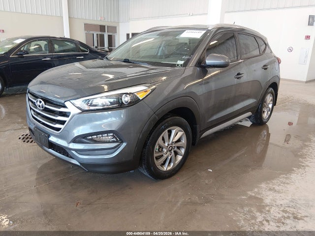 2017 Hyundai Tucson Se მანქანა იყიდება აუქციონზე, vin: KM8J33A41HU501915, აუქციონის ნომერი: 44904189