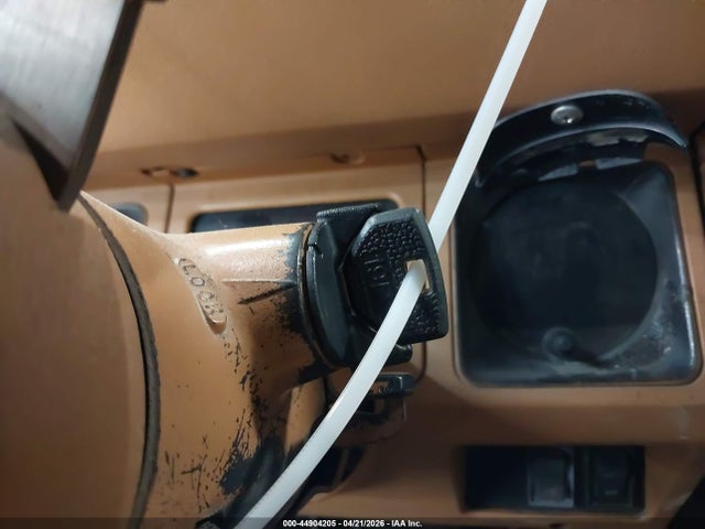 44904205 :رقم المزاد ، 1J4FY19P5SP304860 vin ، 1995 Jeep Wrangler / Yj S/rio Grande مزاد بيع
