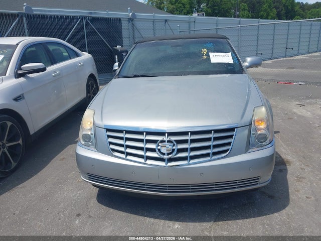 Продажа на аукционе авто 2006 Cadillac Dts Standard, vin: 1G6KD57YX6U110631, номер лота: 44904213