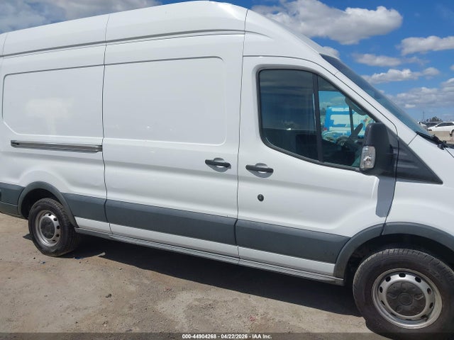 Ford Transit-250 2018 1FTYR2XM0JKB09190 Image 14