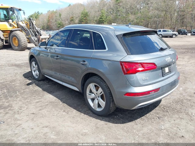 Продажа на аукционе авто 2018 Audi Q5, vin: WA1BNAFY8J2225098, номер лота: 44904281