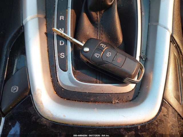 3FA6P0HD6FR228080 Ford FUSION SE
