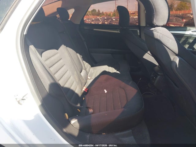 3FA6P0HD6FR228080 Ford FUSION SE