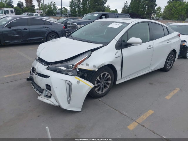 JTDKAMFU5N3169802 Toyota PRIUS XLE