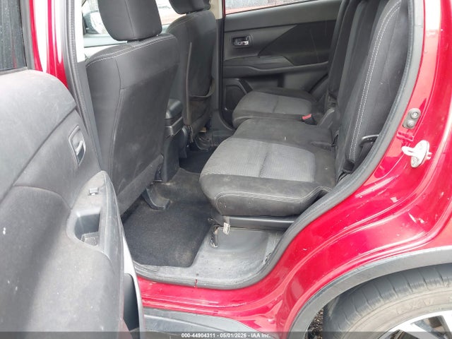 Mitsubishi Outlander Se 2017 JA4AD3A35HZ014254 Image 8