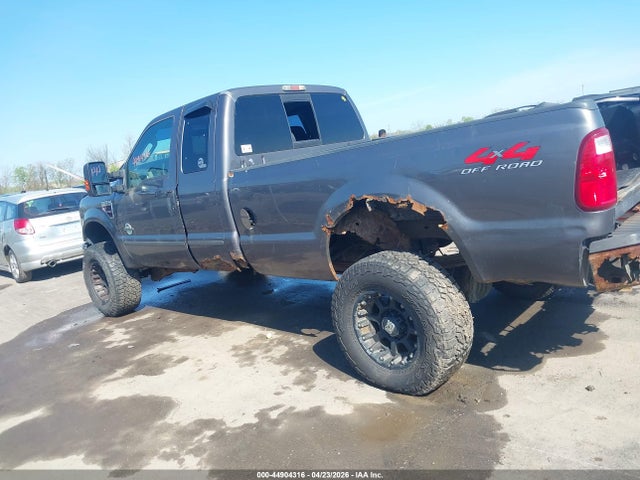 44904316 :رقم المزاد ، 1FTSX21R88EA89005 vin ، 2008 Ford F-250 Fx4/lariat/xl/xlt مزاد بيع
