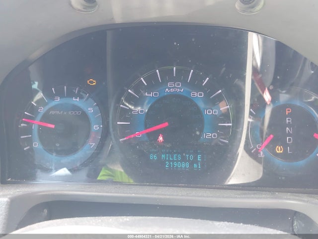 44904321 :رقم المزاد ، 3FAHP0HA3AR392443 vin ، 2010 Ford Fusion Se مزاد بيع