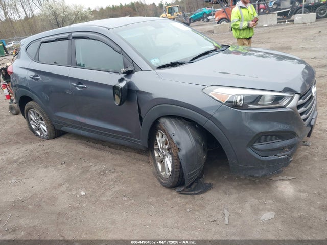 44904357 :رقم المزاد ، KM8J2CA49JU828488 vin ، 2018 Hyundai Tucson Se مزاد بيع