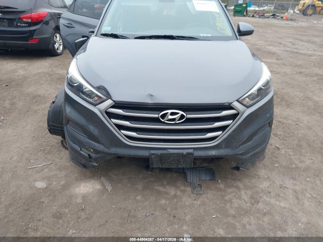44904357 :رقم المزاد ، KM8J2CA49JU828488 vin ، 2018 Hyundai Tucson Se مزاد بيع
