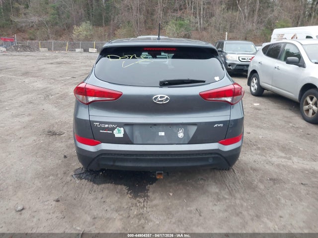 44904357 :رقم المزاد ، KM8J2CA49JU828488 vin ، 2018 Hyundai Tucson Se مزاد بيع