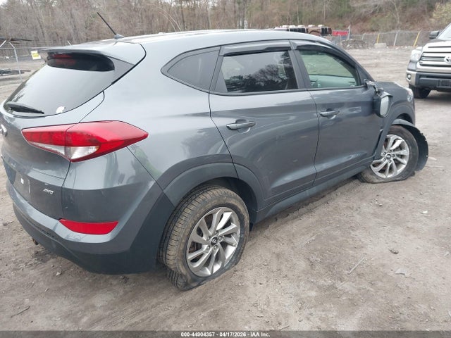 44904357 :رقم المزاد ، KM8J2CA49JU828488 vin ، 2018 Hyundai Tucson Se مزاد بيع