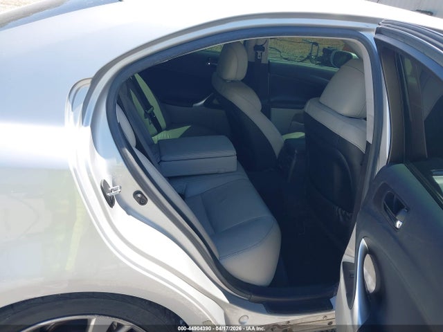 44904390 :رقم المزاد ، JTHBF5C22A5112996 vin ، 2010 Lexus Is 250 مزاد بيع