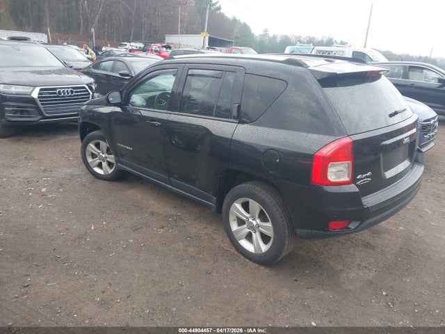 2012 JEEP COMPASS 1C4NJDBB7CD549796 Photo 2