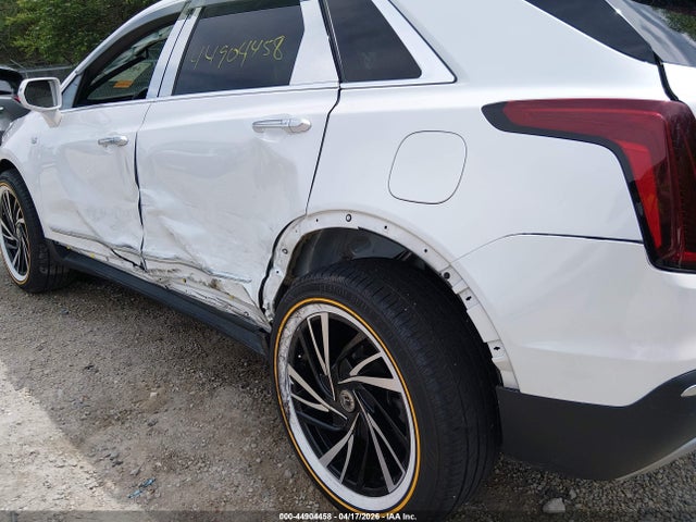 44904458 :رقم المزاد ، 1GYKNDRS9LZ197864 vin ، 2020 Cadillac Xt5 Awd Premium Luxury مزاد بيع