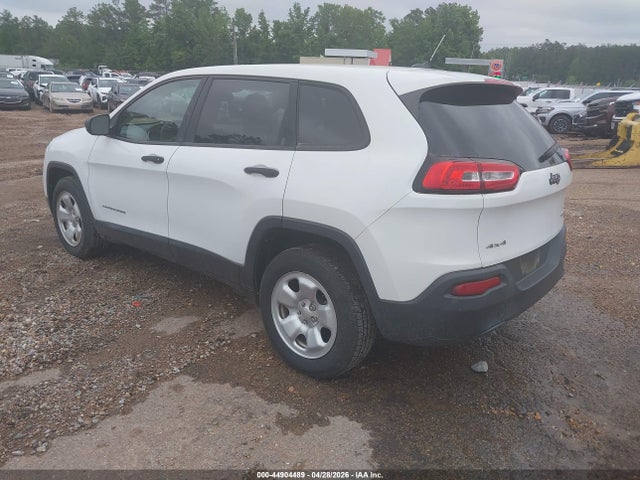 2017 Jeep Cherokee Sport მანქანა იყიდება აუქციონზე, vin: 1C4PJMAB5HW581829, აუქციონის ნომერი: 44904489