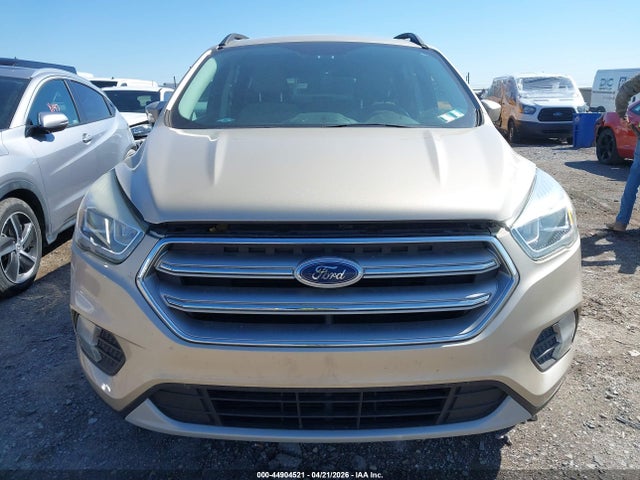 44904521 :رقم المزاد ، 1FMCU9GDXHUB56142 vin ، 2017 Ford Escape Se مزاد بيع