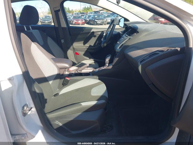 Ford FOCUS SE 2014 1FADP3F2XEL446515 Image 5